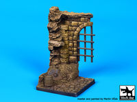 Medieval gate base